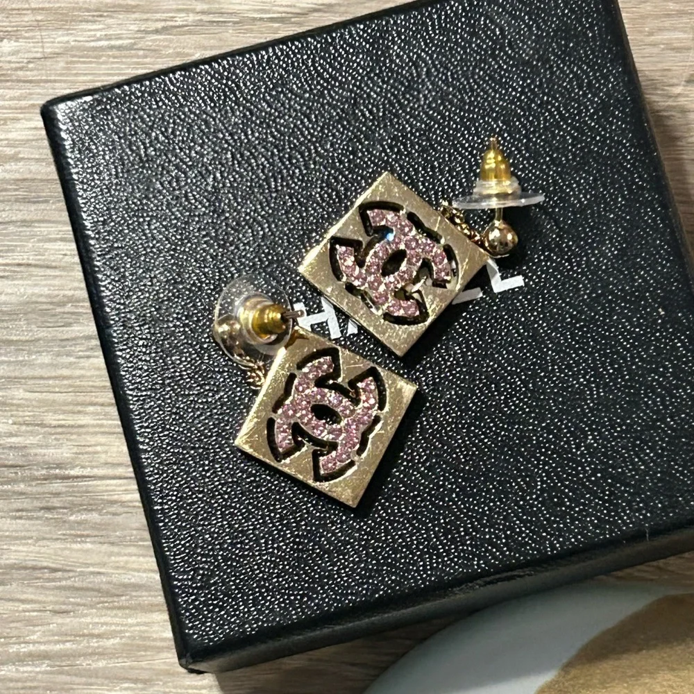CHANEL CoCo Mark Gold & Pink Earrings‎